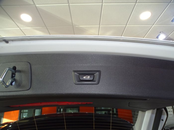 SUSCRIPCIÓNBMW X1 IMAGEN 7