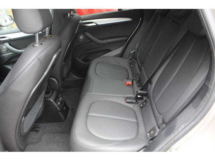 SUSCRIPCIÓNBMW X1 IMAGEN 8