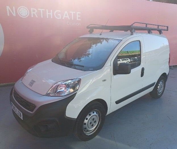 Vehículo FIAT FIORINO 1.3 MULTIJET 16V 70KW SX (95CV) FURGÓN DERIVADO DE TURISMO
