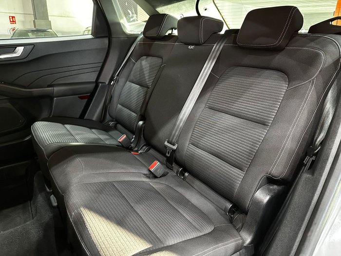 SUSCRIPCIÓNFORD KUGA IMAGEN 9