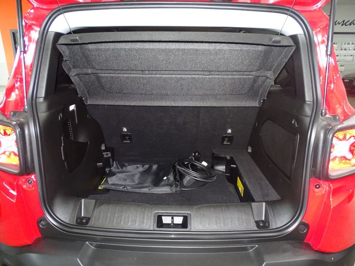 SUSCRIPCIÓNJEEP RENEGADE IMAGEN 6