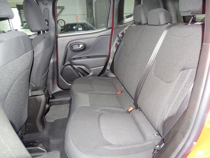 SUSCRIPCIÓNJEEP RENEGADE IMAGEN 8