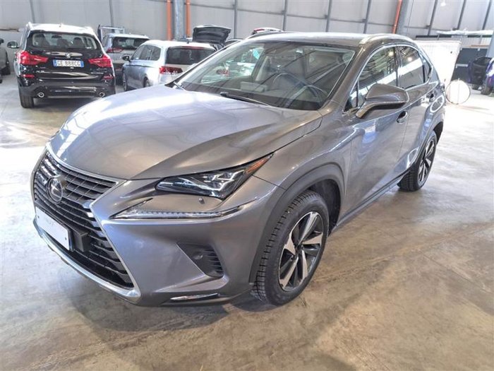 Vehículo LEXUS NX 2.5 300H LUXURY 4WD