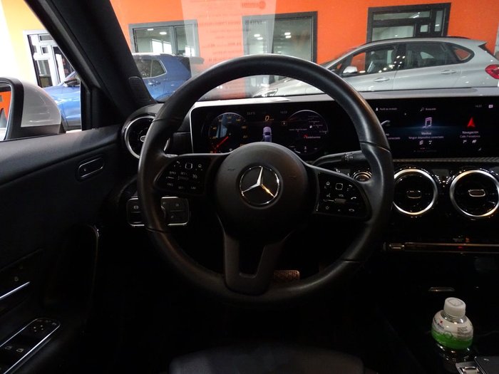 SUSCRIPCIÓNMERCEDES-BENZ CLASE A IMAGEN 10