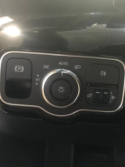 SUSCRIPCIÓNMERCEDES-BENZ CLASE A IMAGEN 10