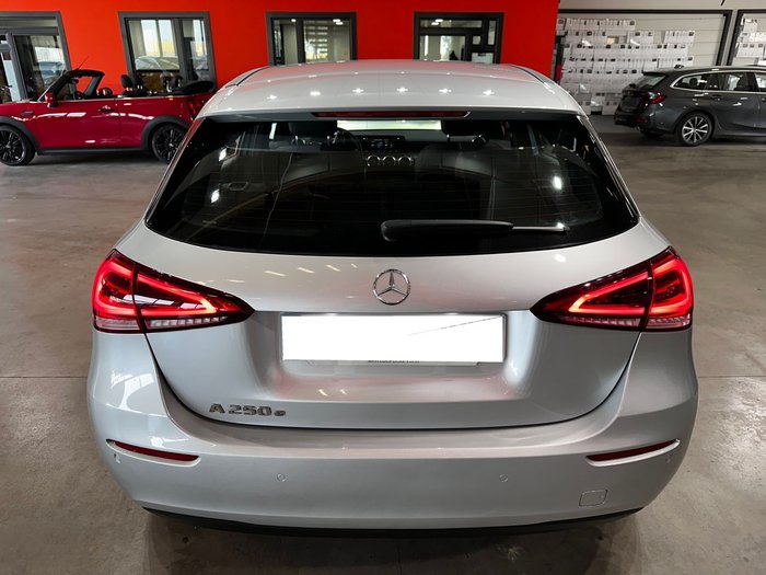 SUSCRIPCIÓNMERCEDES-BENZ CLASE A IMAGEN 6