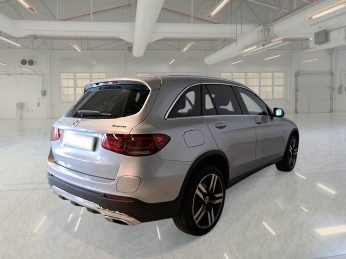MERCEDES-BENZ CLASE GLC MERCEDES GLC 300 E 4MATIC AUTOMÁTICO