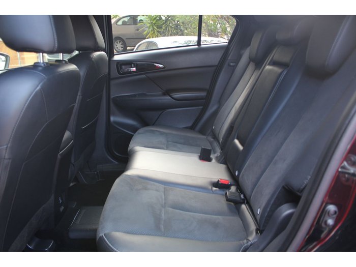SUSCRIPCIÓNMITSUBISHI ECLIPSE CROSS IMAGEN 7