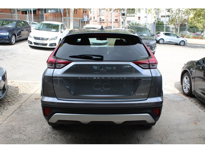 SUSCRIPCIÓNMITSUBISHI ECLIPSE CROSS