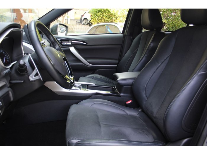 SUSCRIPCIÓNMITSUBISHI ECLIPSE CROSS IMAGEN 6