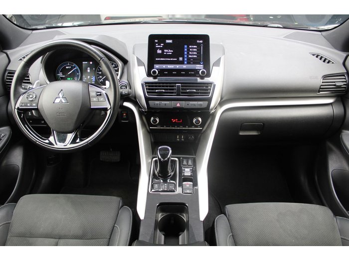 SUSCRIPCIÓNMITSUBISHI ECLIPSE CROSS IMAGEN 9