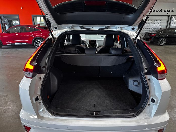 SUSCRIPCIÓNMITSUBISHI ECLIPSE CROSS IMAGEN 7