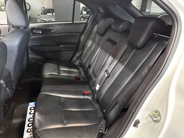 SUSCRIPCIÓNMITSUBISHI ECLIPSE CROSS IMAGEN 9
