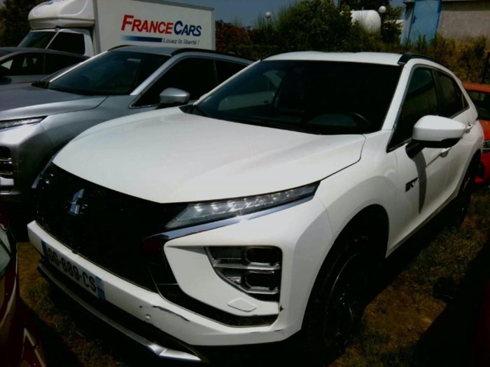 Vehículo MITSUBISHI ECLIPSE CROSS 2.4 PHEV KAITEKI AUTO 4WD Vehículo MITSUBISHI ECLIPSE CROSS 2.4 PHEV KAITEKI AUTO 4WD