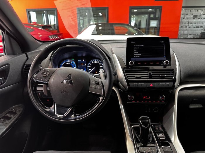 SUSCRIPCIÓNMITSUBISHI ECLIPSE CROSS IMAGEN 10