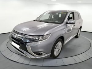 Vehículo MITSUBISHI OUTLANDER 2.4I 4WD PHEV BUSINESS EDITION SDA-NAV