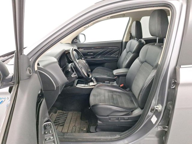SUSCRIPCIÓNMITSUBISHI OUTLANDER IMAGEN 6