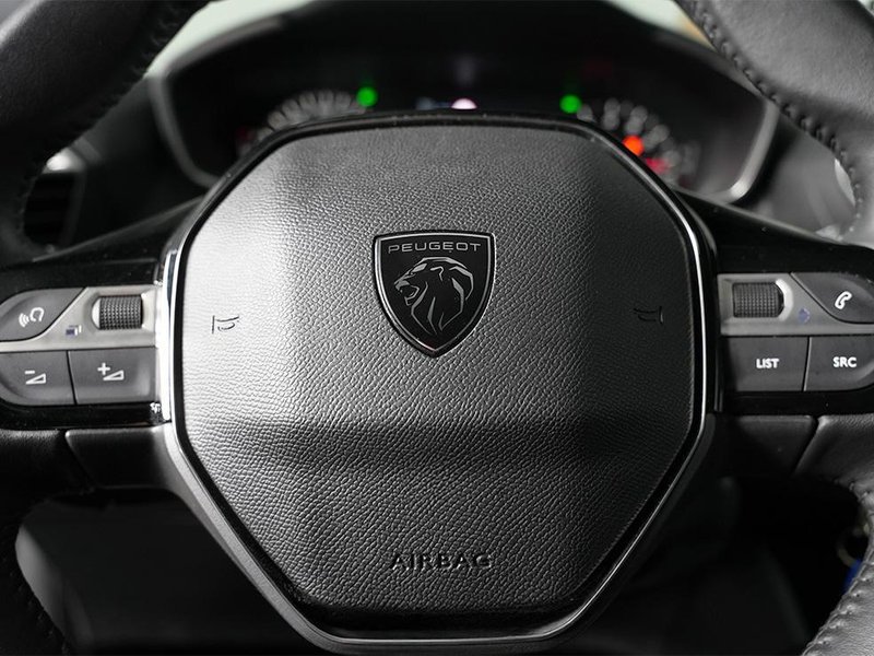 SUSCRIPCIÓNPEUGEOT 208 IMAGEN 7