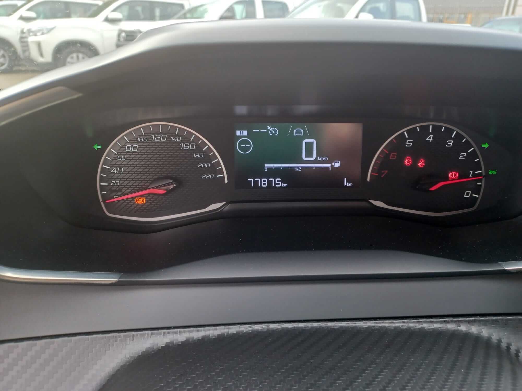 SUSCRIPCIÓNPEUGEOT 208 IMAGEN 8