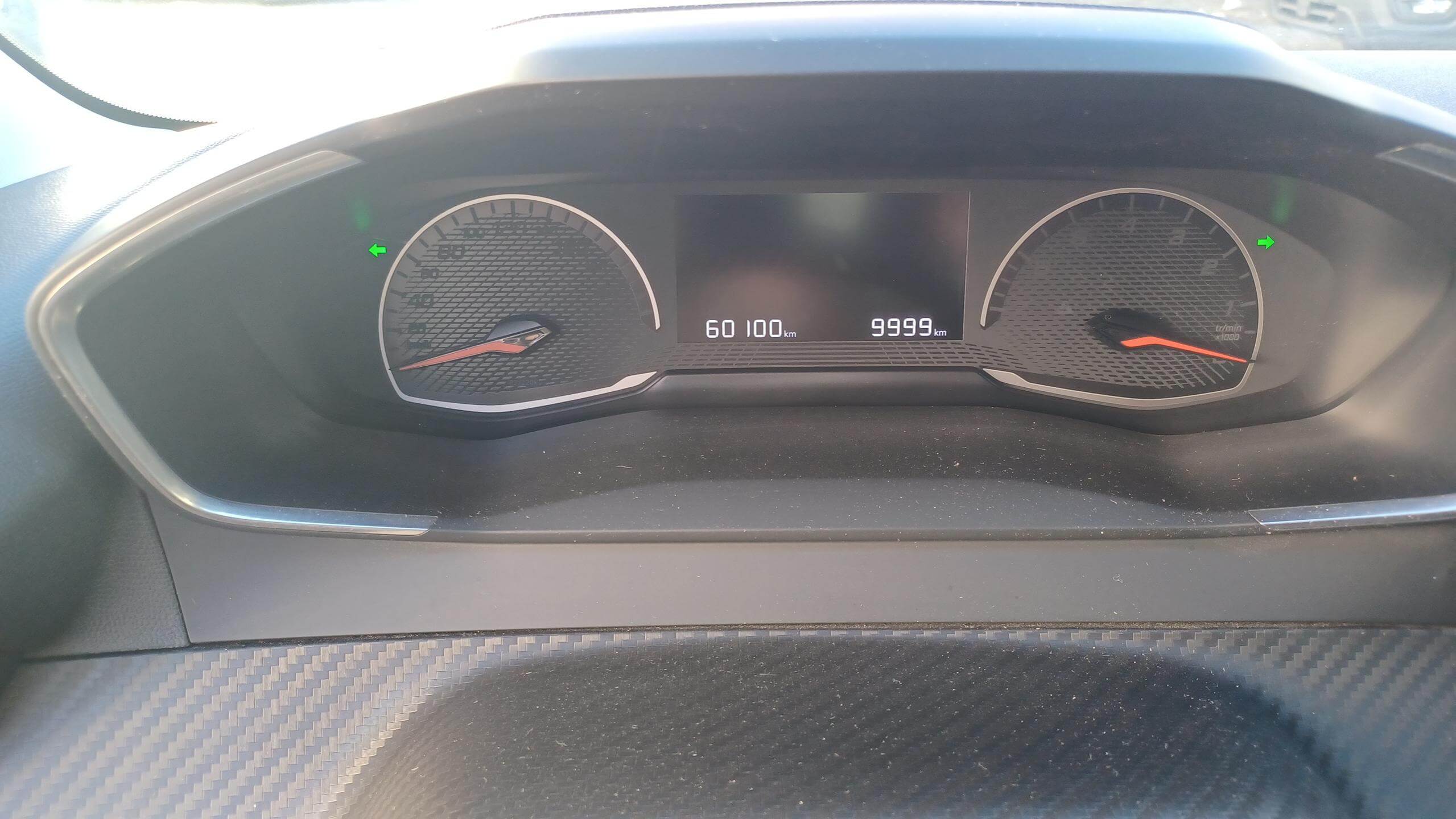 SUSCRIPCIÓNPEUGEOT 208 IMAGEN 8