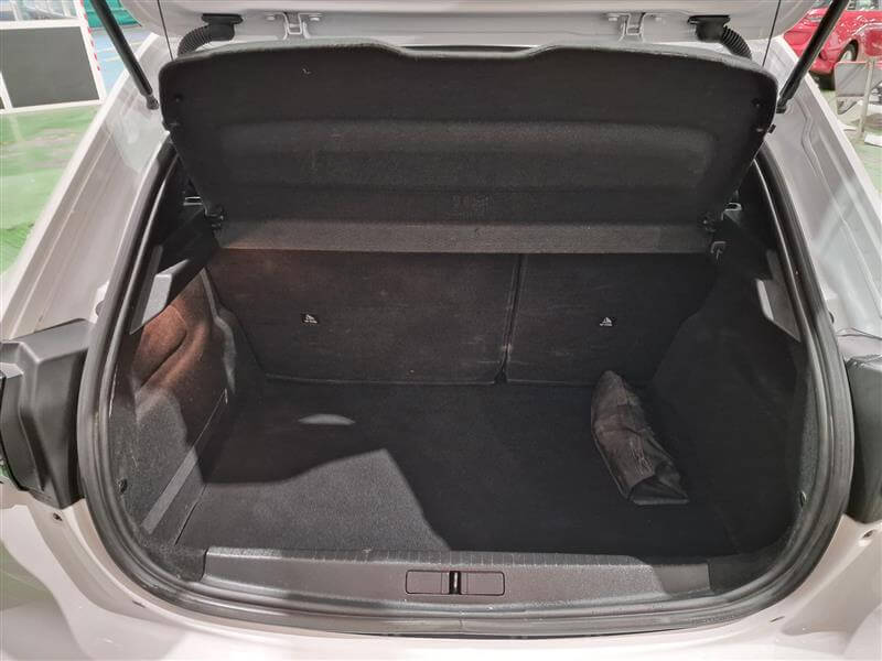 SUSCRIPCIÓNPEUGEOT 208 IMAGEN 8