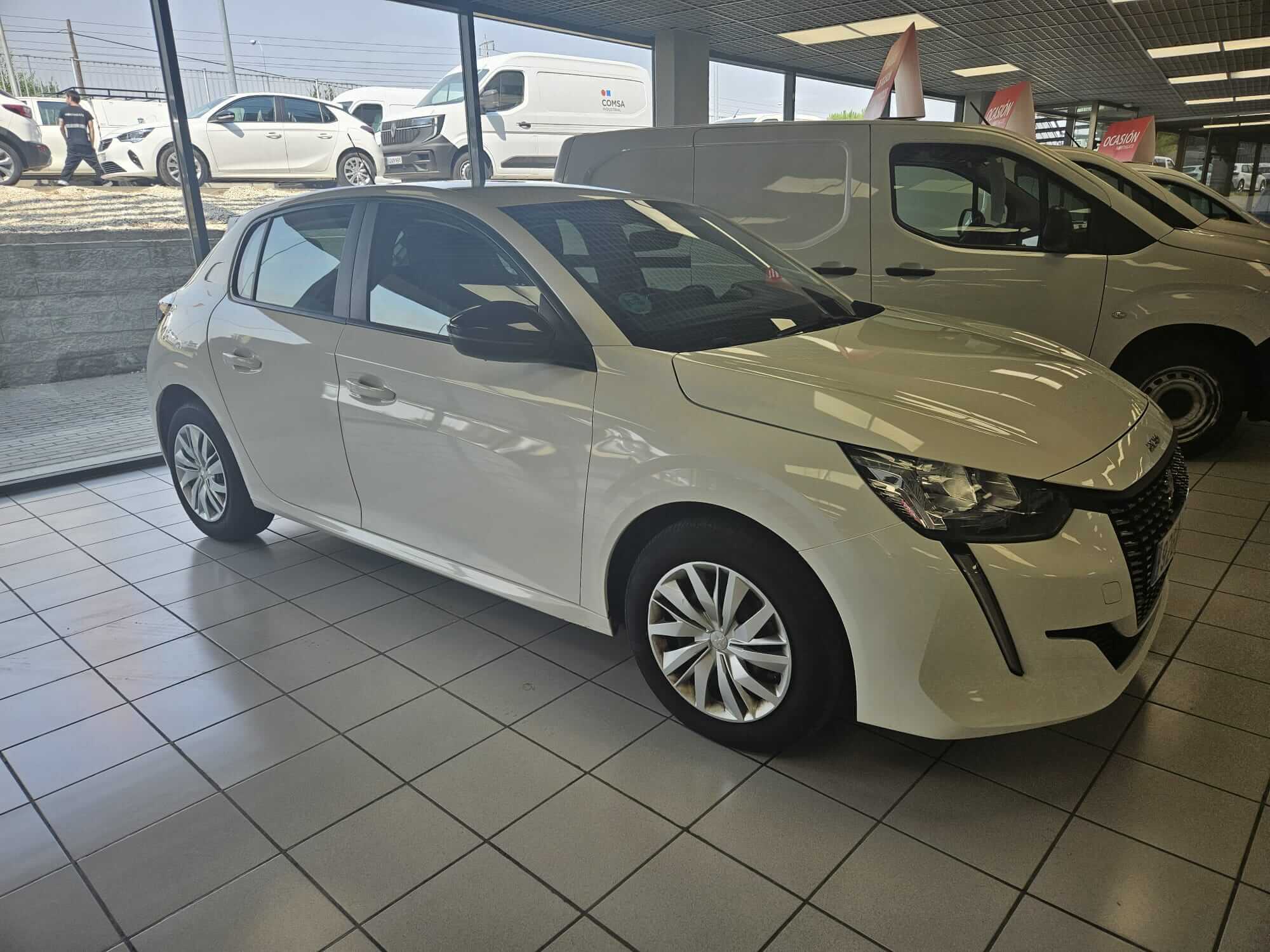 PEUGEOT 208 1.5 BLUEHDI 73KW ACTIVE (100CV) BERLINA CON PORTÓN MANUAL