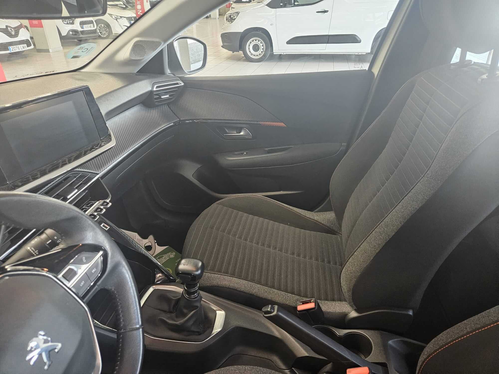SUSCRIPCIÓNPEUGEOT 208 IMAGEN 6