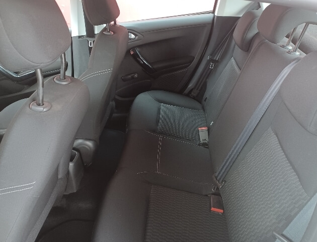 SUSCRIPCIÓNPEUGEOT 208 IMAGEN 8
