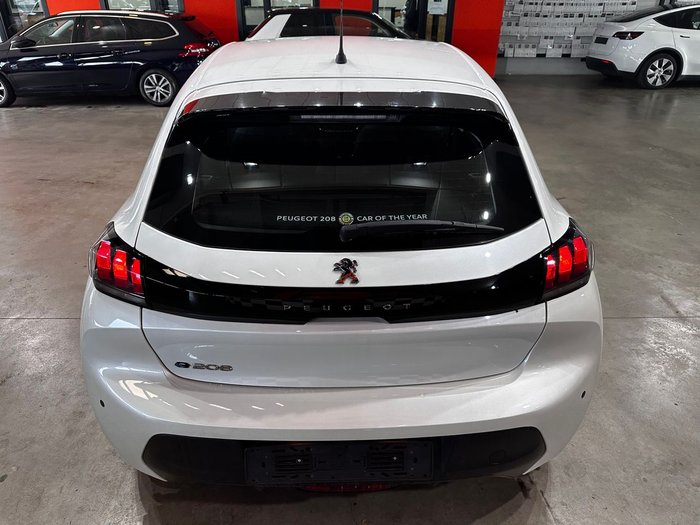 SUSCRIPCIÓNPEUGEOT E-208 IMAGEN 6