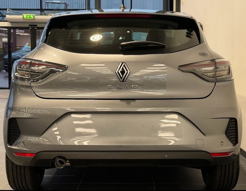 SUSCRIPCIÓNRENAULT CLIO IMAGEN 8