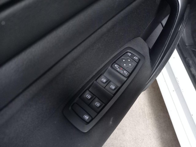 SUSCRIPCIÓNRENAULT MEGANE IMAGEN 10