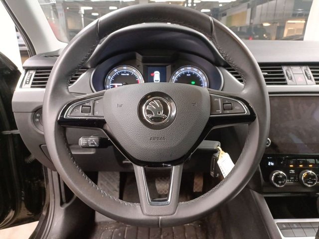SUSCRIPCIÓNSKODA OCTAVIA IMAGEN 6