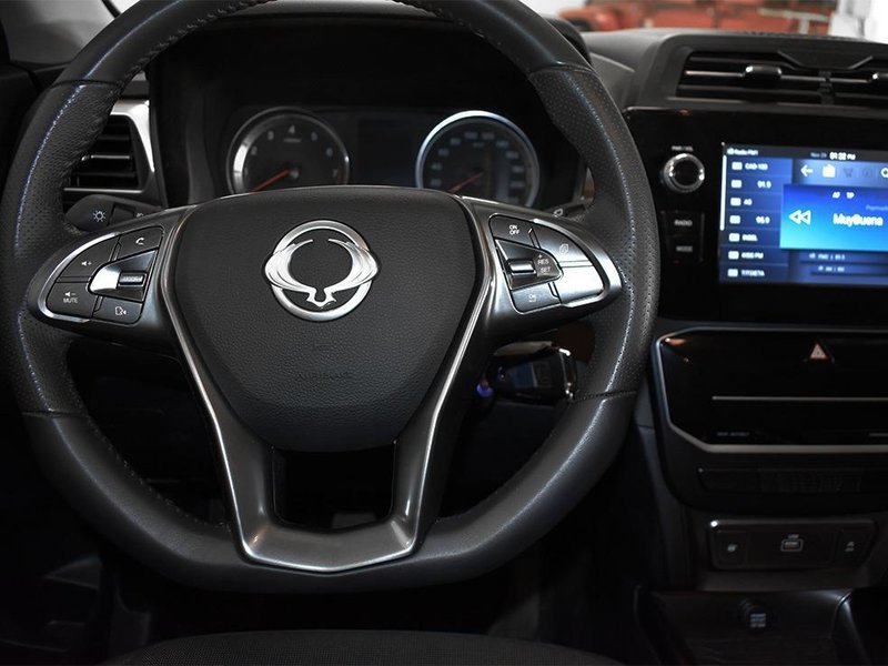 SUSCRIPCIÓNSSANGYONG TIVOLI IMAGEN 7
