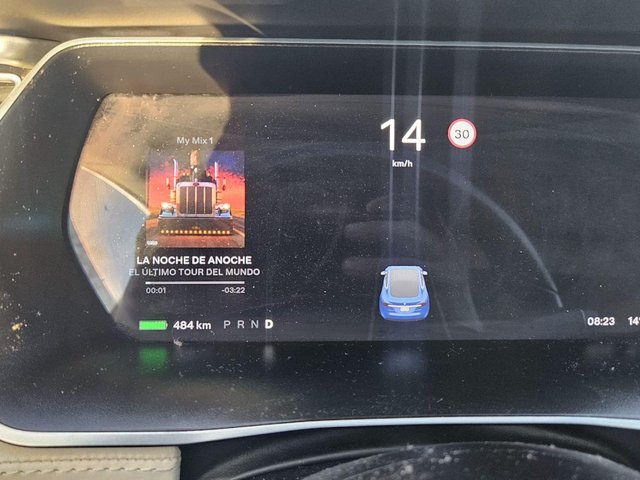 SUSCRIPCIÓNTESLA MODEL S IMAGEN 7