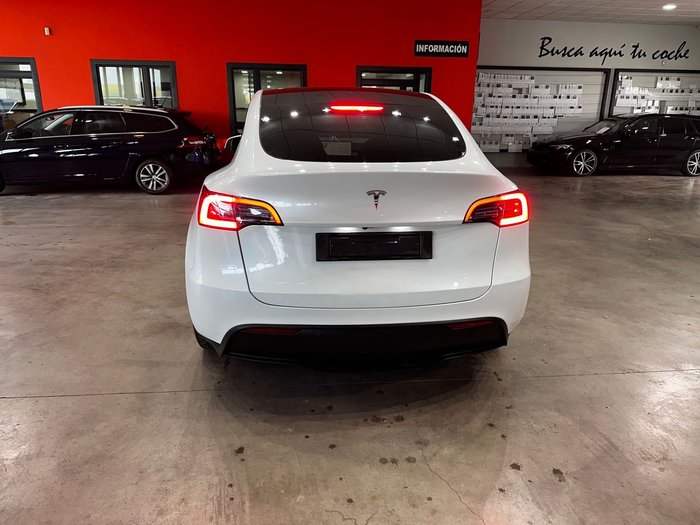 SUSCRIPCIÓNTESLA MODEL Y IMAGEN 6