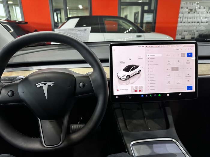 SUSCRIPCIÓNTESLA MODEL Y IMAGEN 9