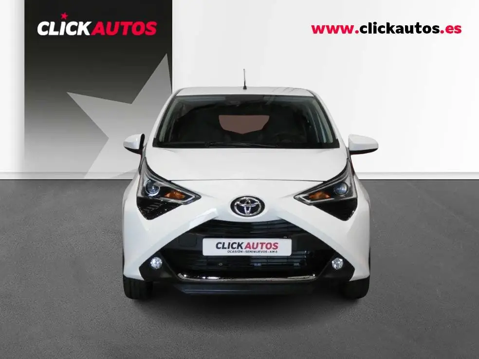 TOYOTA AYGO 1.0 72CV X-PLAY MANUAL