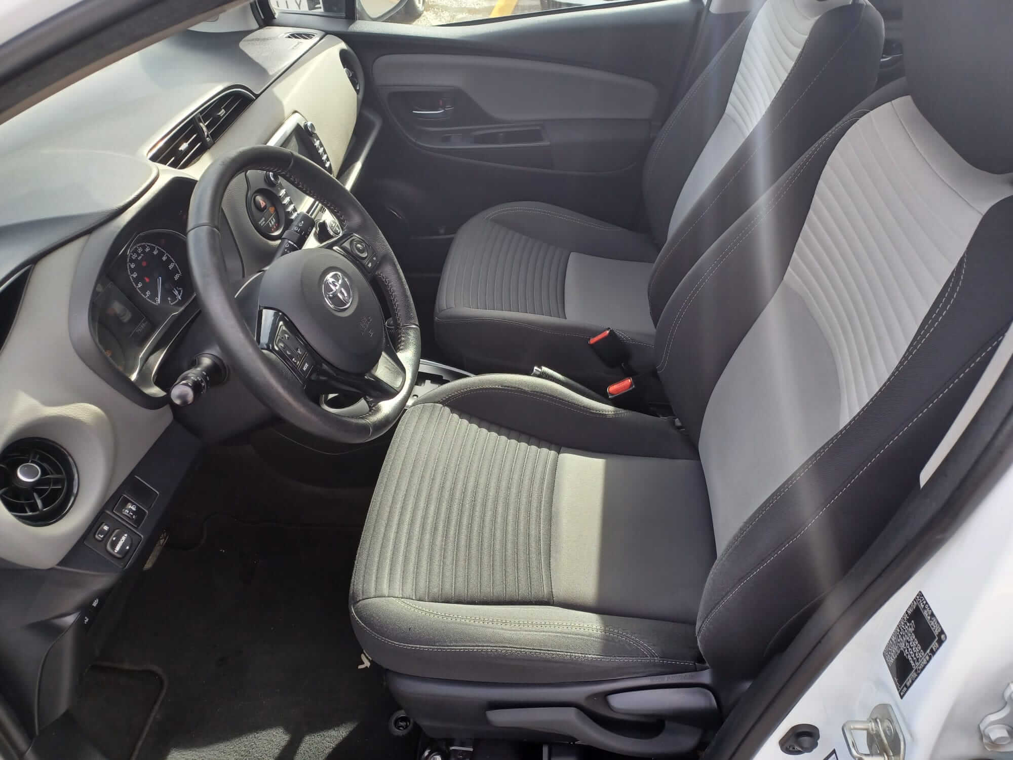 SUSCRIPCIÓNTOYOTA YARIS