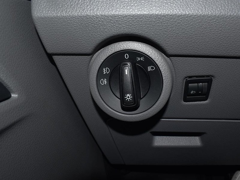 SUSCRIPCIÓNVOLKSWAGEN CARAVELLE IMAGEN 7