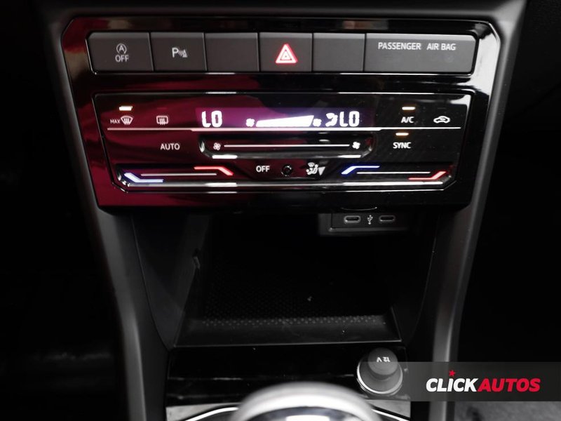 SUSCRIPCIÓNVOLKSWAGEN T-CROSS IMAGEN 10