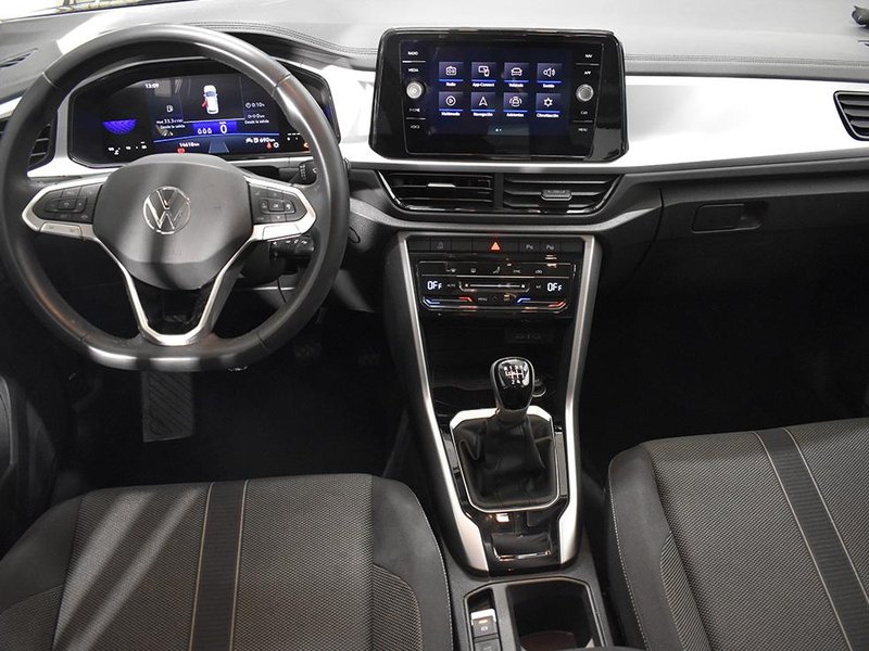 SUSCRIPCIÓNVOLKSWAGEN T-ROC IMAGEN 7