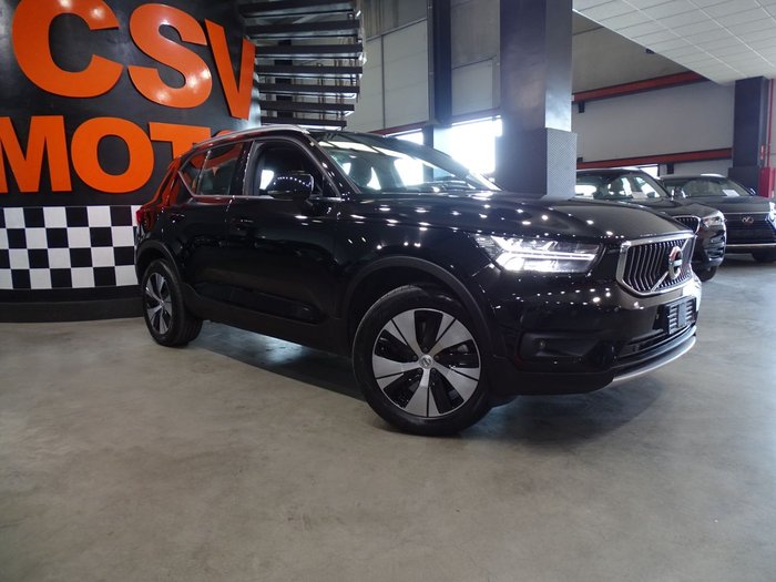 VOLVO XC40 1.5 T4 TWIN RECHARGE INSCRIPTION AUTO AUTOMÁTICO
